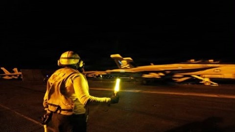 United States Launches New Strikes on Iran as Shipping Remains Disrupted in the Strait of Hormuz