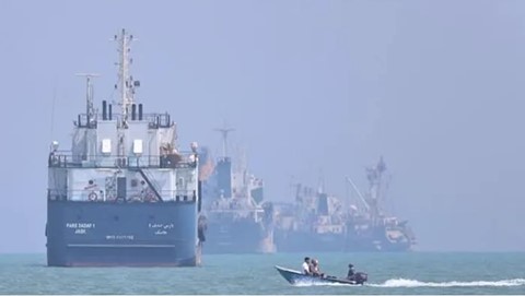 Revolutionary Guard: Not a Single Drop of Oil or Gas Will Pass Through the Strait of Hormuz Without Permittance