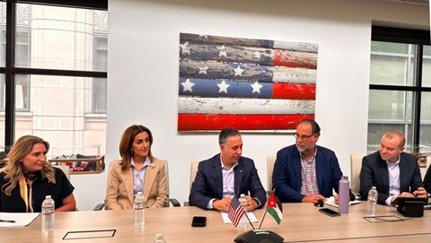 Minister of Industry Discusses Enhancing Competitiveness of Jordanian Garment Exports in Washington
