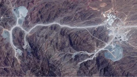 Israel Accuses Iran of Moving Thousands of Centrifuges into Jabal Al-Fas Tunnels