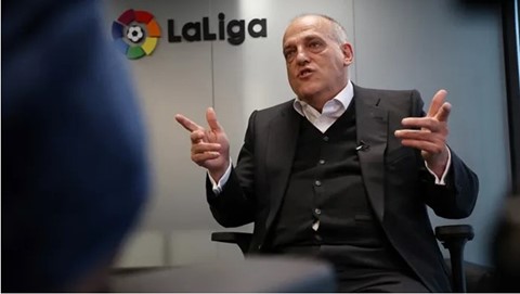 "They Are Destroying Football".. Tebas Attacks FIFA and Demands Infantino's Departure