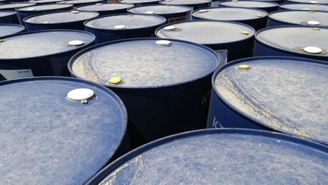 Oil Edges Higher After Washington Announces New Strikes on Iran