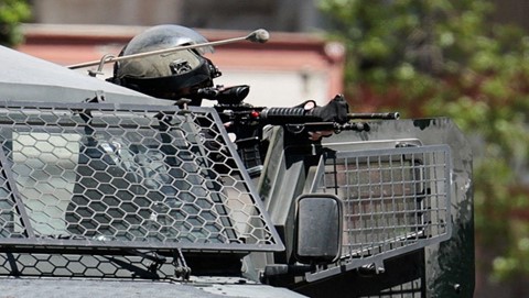 Israeli Occupation Tightens Military Measures North of Ramallah