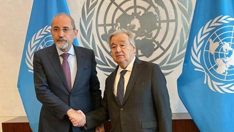 Safadi to Meet UN Secretary-General Guterres in Amman Today