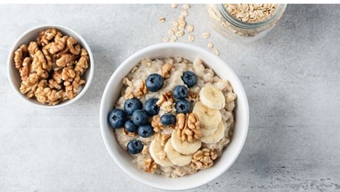 Eating Oatmeal Every Day: How Does It Affect Your Heart?