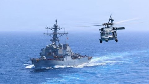 Trump Weighs Two-Week Expansion of Military Operations Against Iran